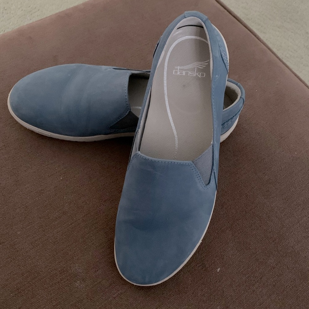 Dansko slip ins! Size 39 or 9